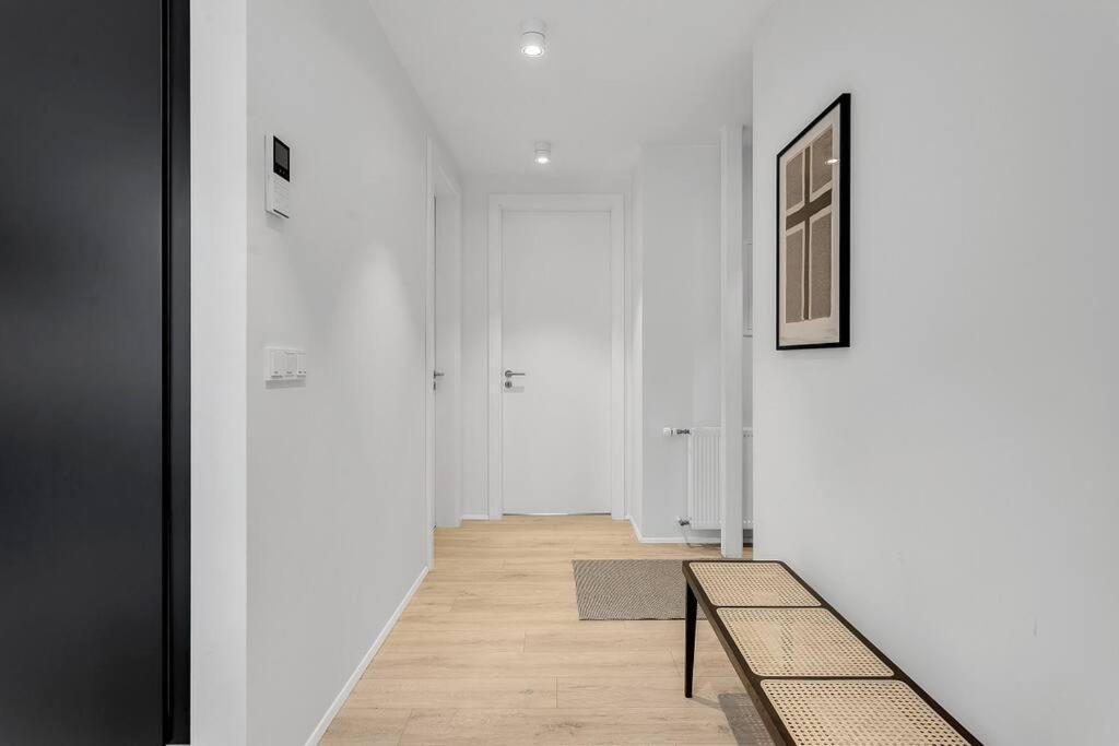 Luxury Penthous - 3 Bedroom - 2 Bath - Freeparking - Downtown Reykjavik Bagian luar foto